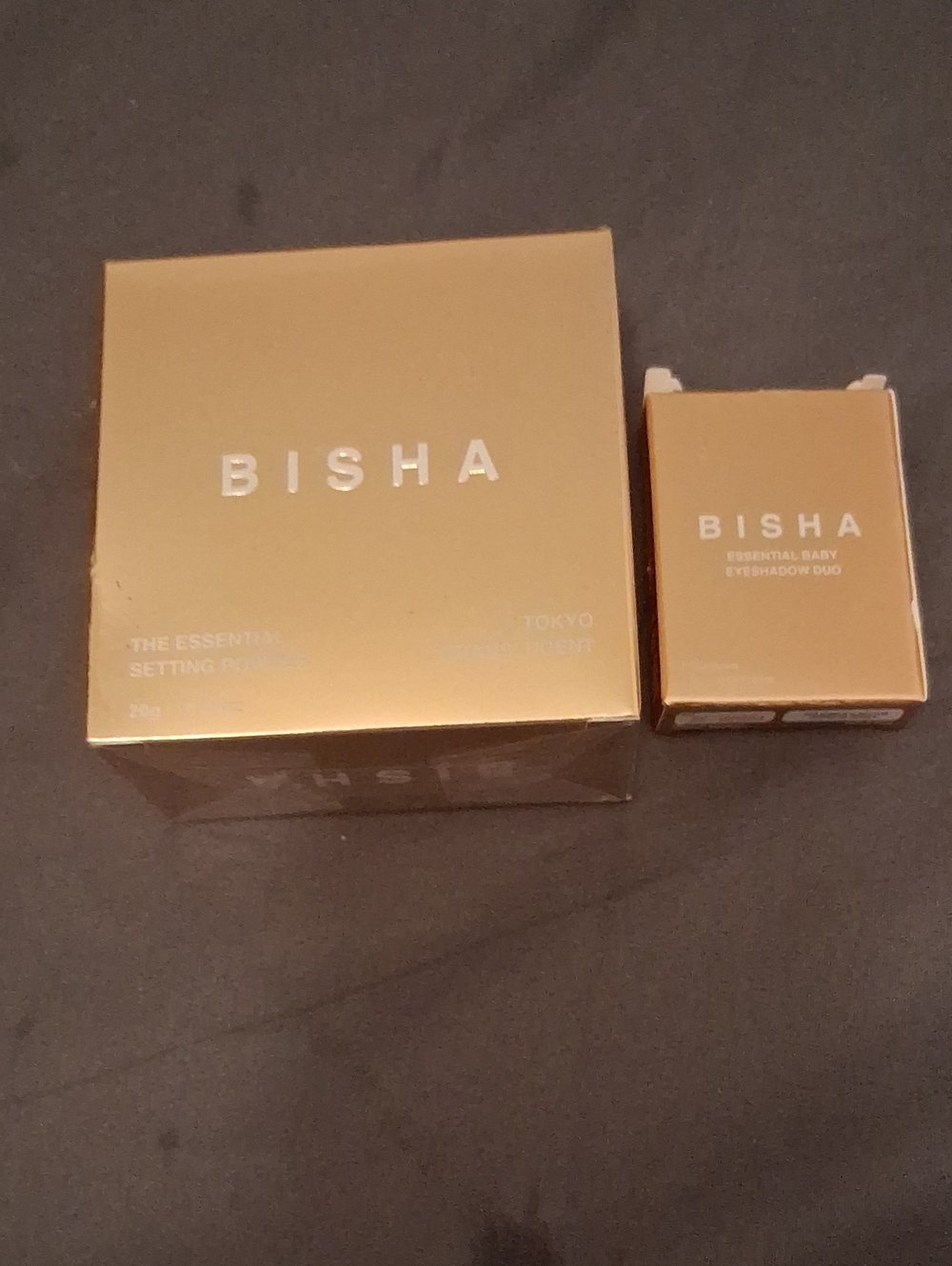 ISH Gold Compact Setting Powder & Two Eyeshadow Duo